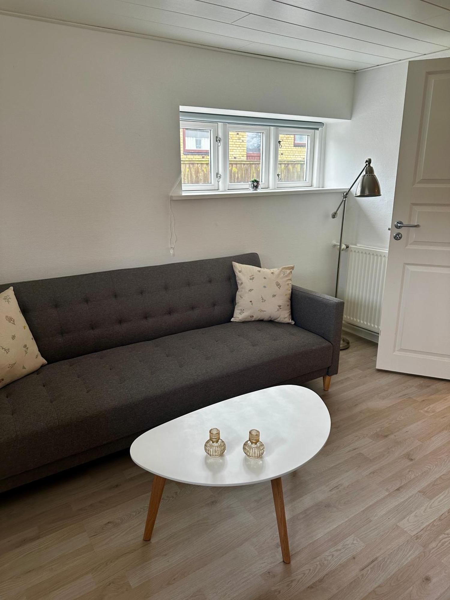 Skon Lejlighed Med Egen Terrasse Og Have Taet Pa Centrum I Skagen Luaran gambar